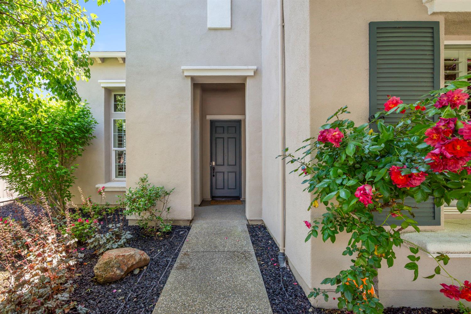 11896 Slate Falls Way