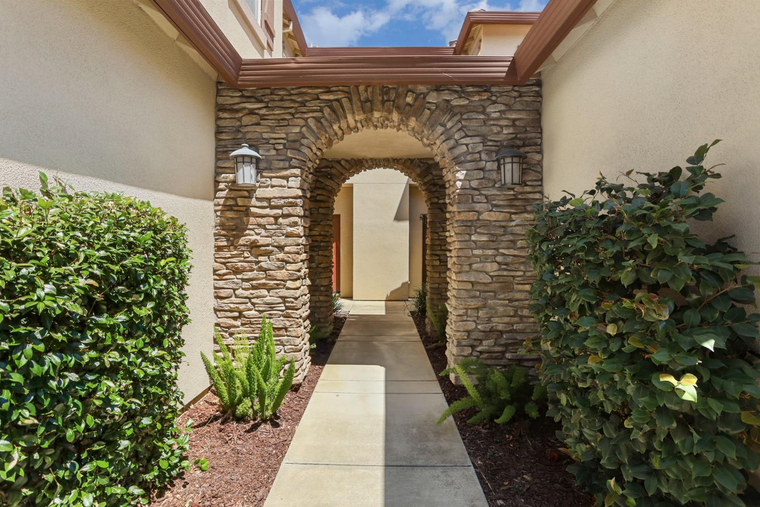 56 S Rio Rapido Drive