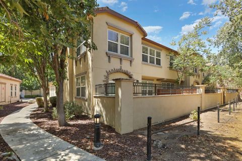 56 S Rio Rapido Drive Mountain House CA 95391