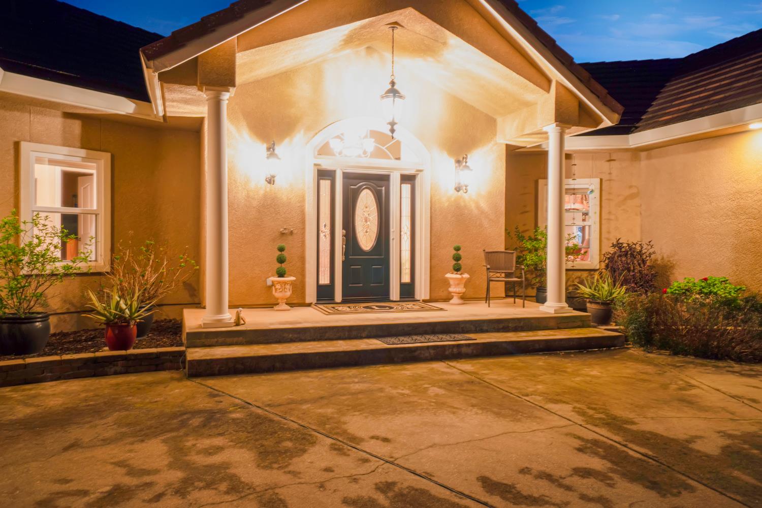 9830 Deer Hollow Trail