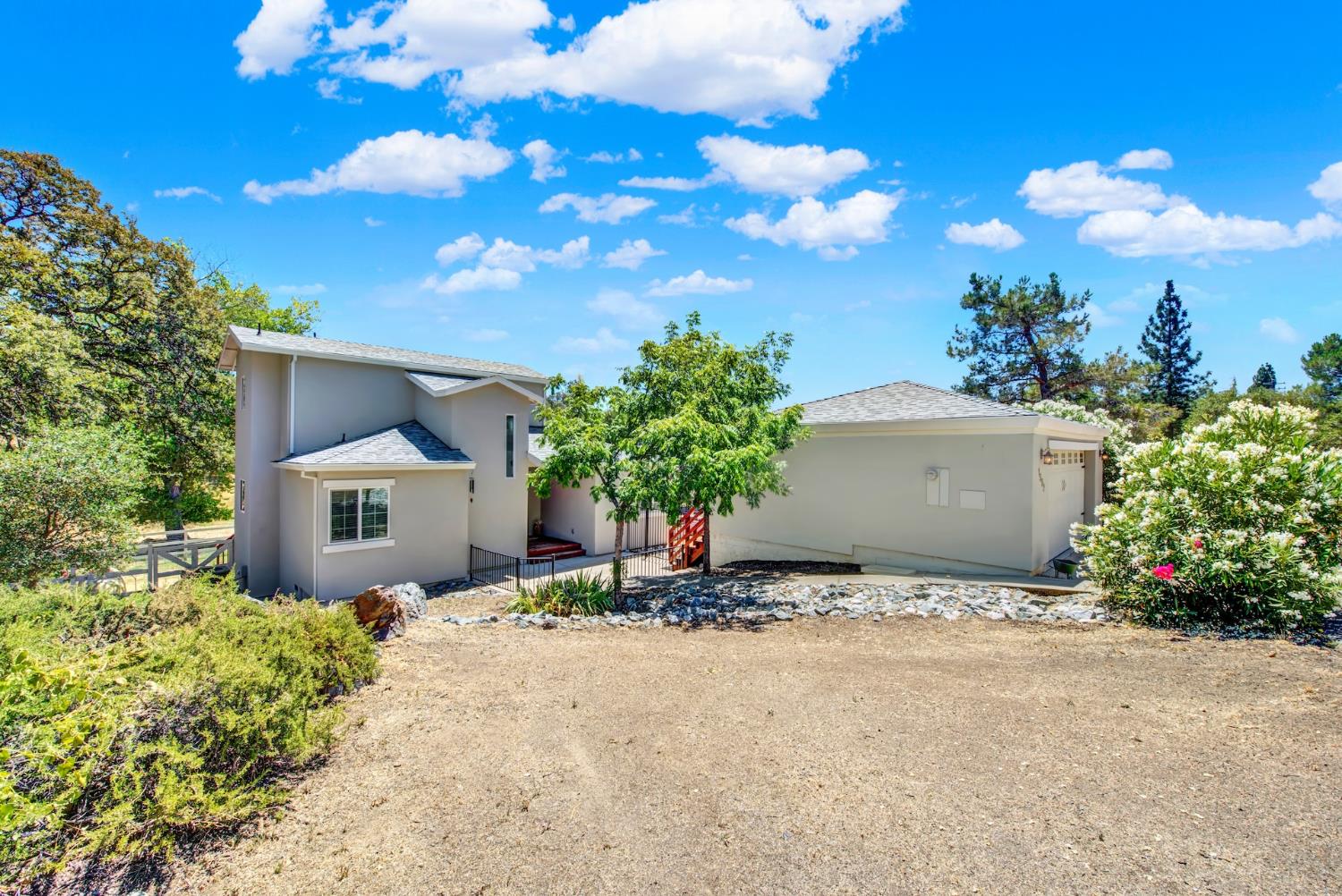 1552 American River Trail
