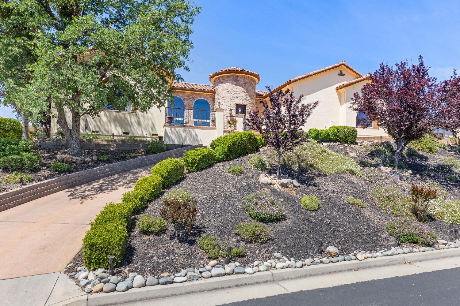 640 Lakeridge Drive