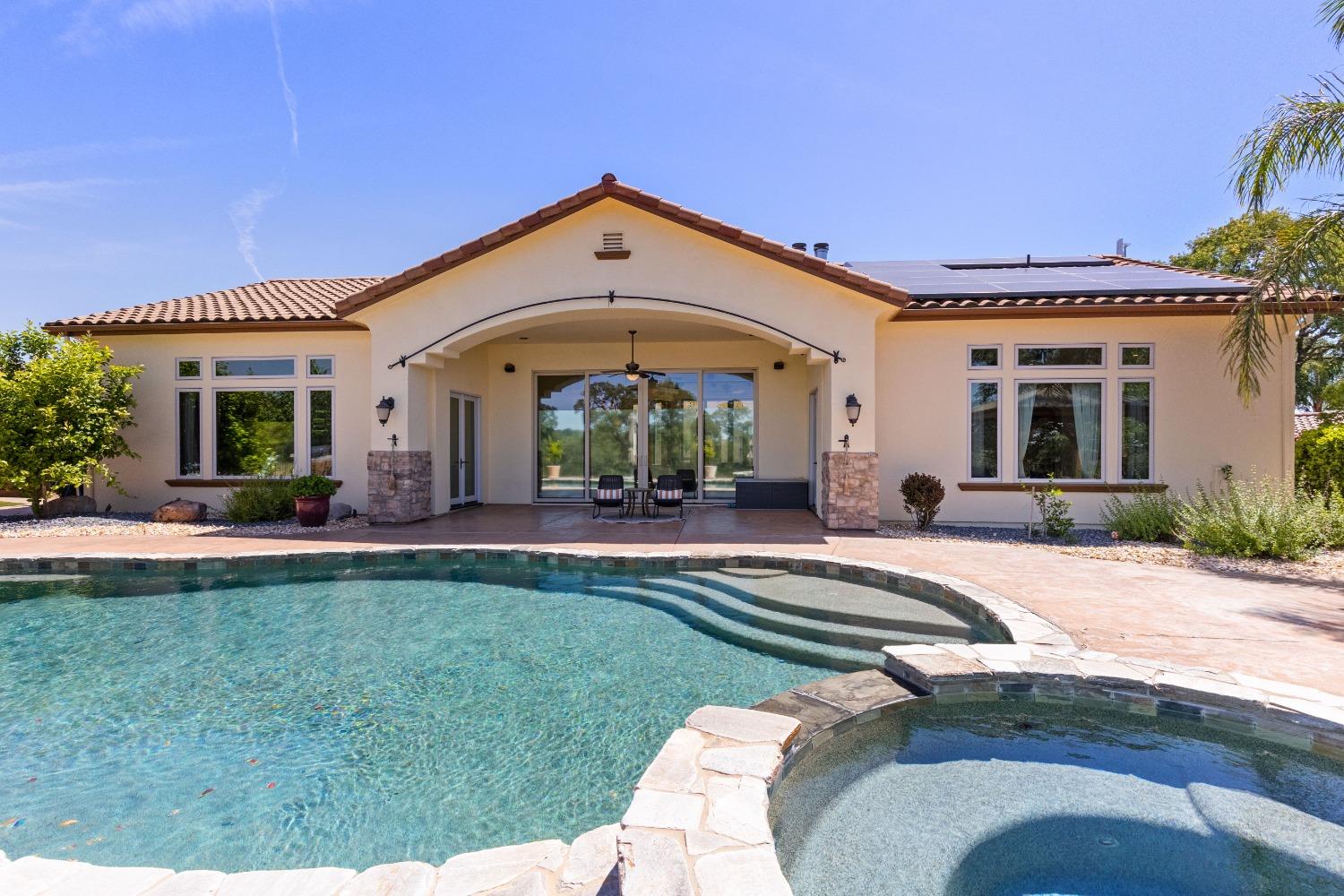 640 Lakeridge Drive
