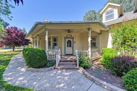 MLS: 225065002