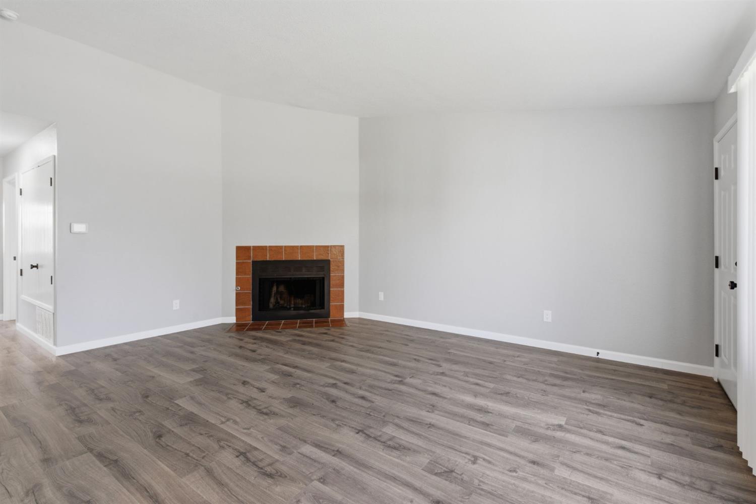 2828 Homewood Drive 13