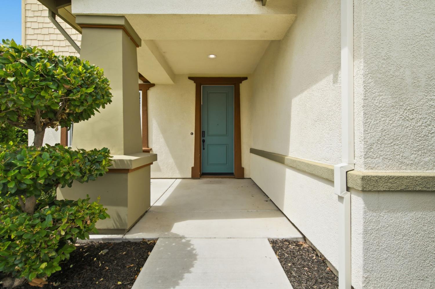 3943 Summit Drive
