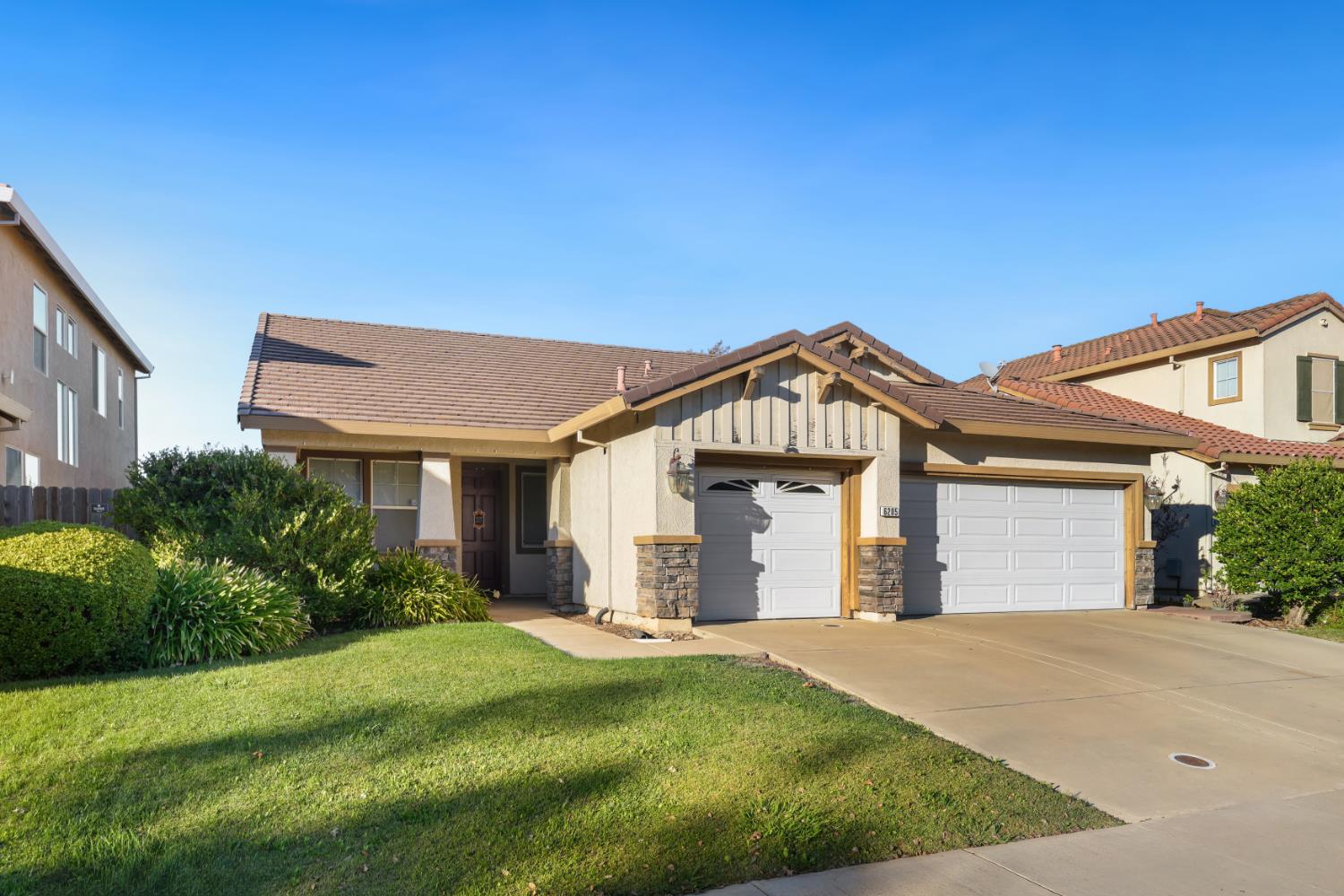 6205 Jefjen Way