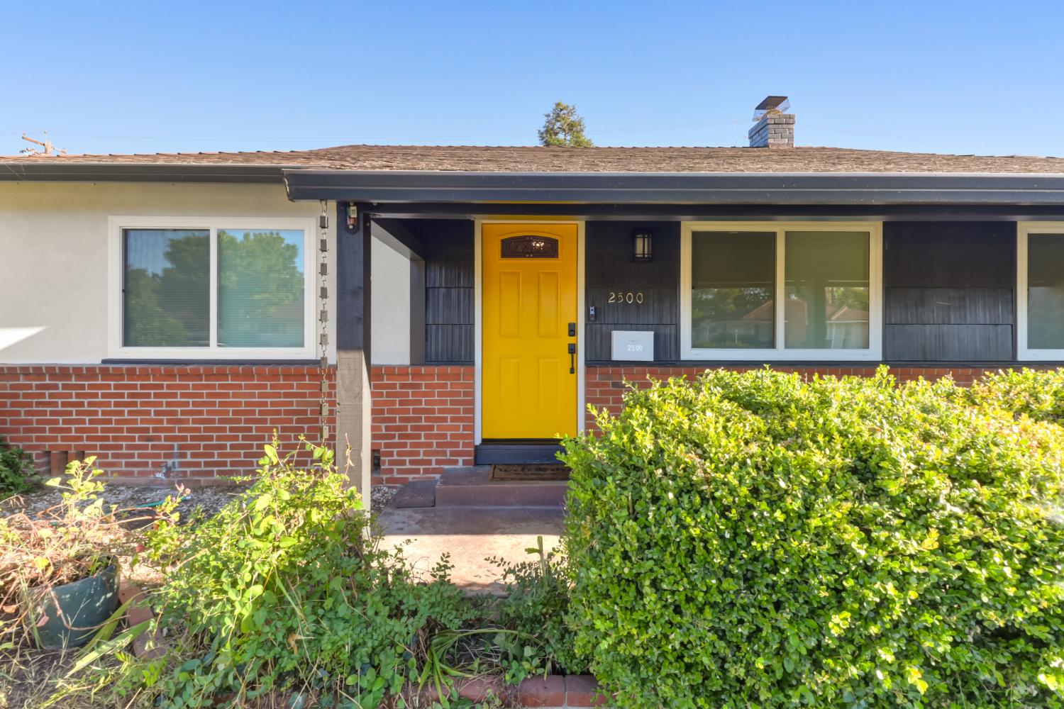 2500 Valley Road