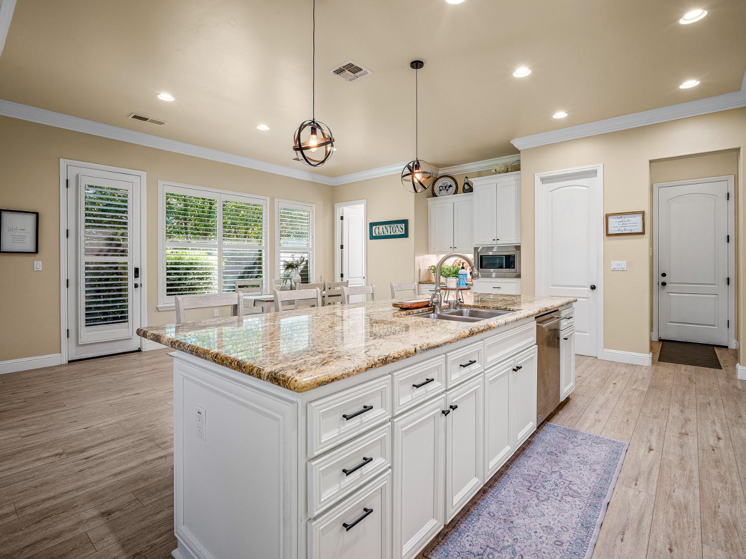 3338 Greenview Drive