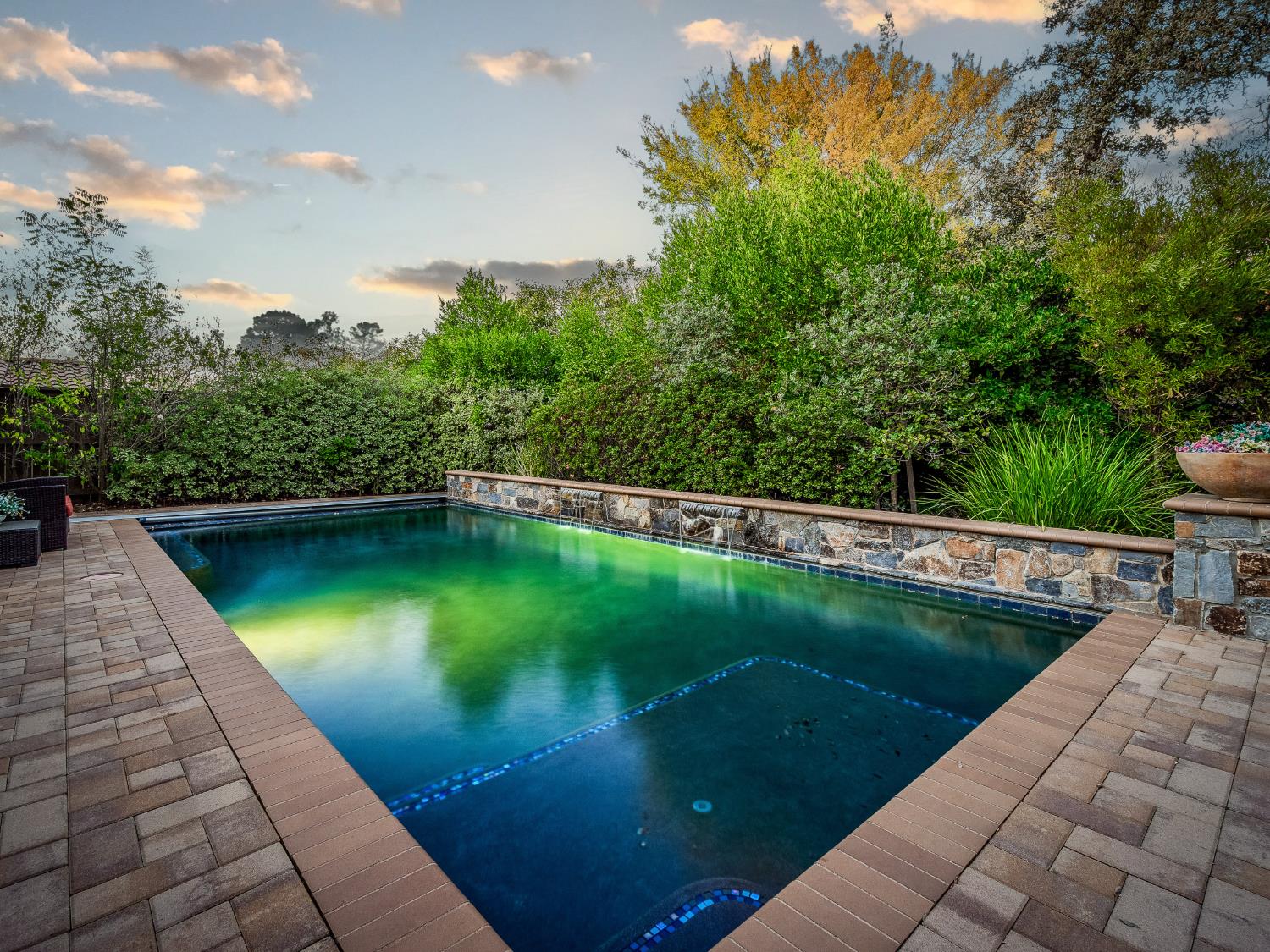 3338 Greenview Drive