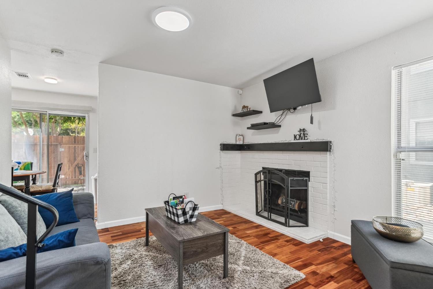132 Luna Grande Circle 102