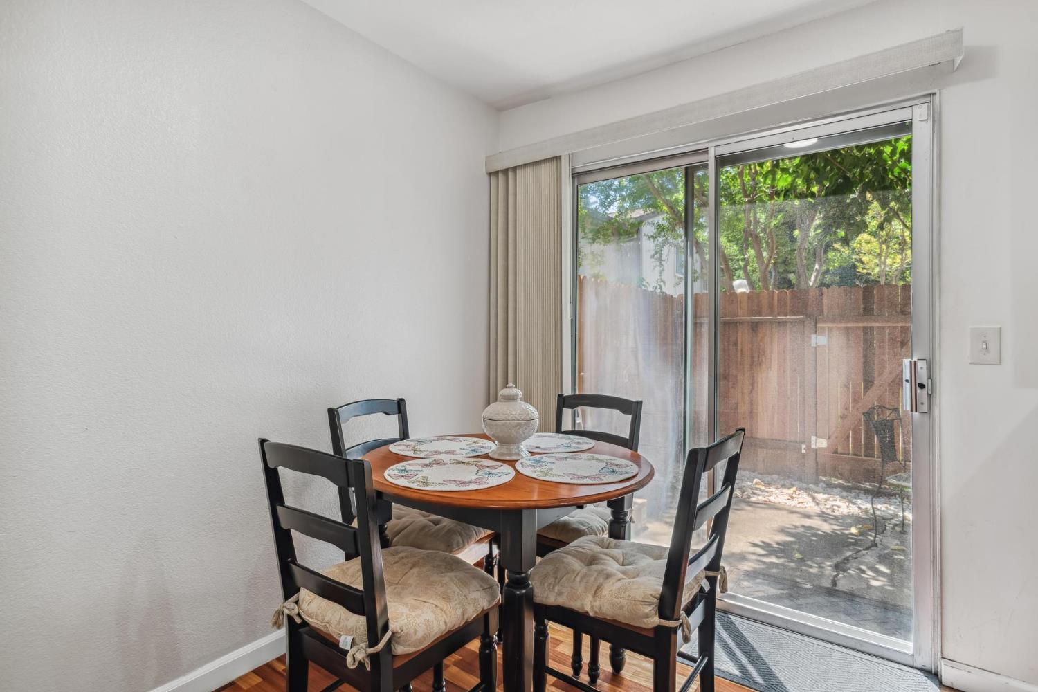 132 Luna Grande Circle 102
