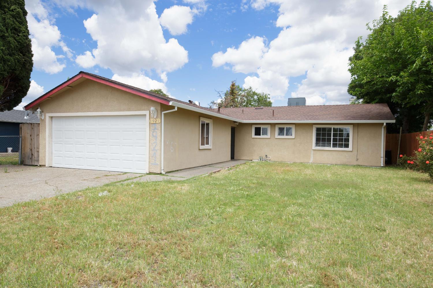 1921 Valmora Drive