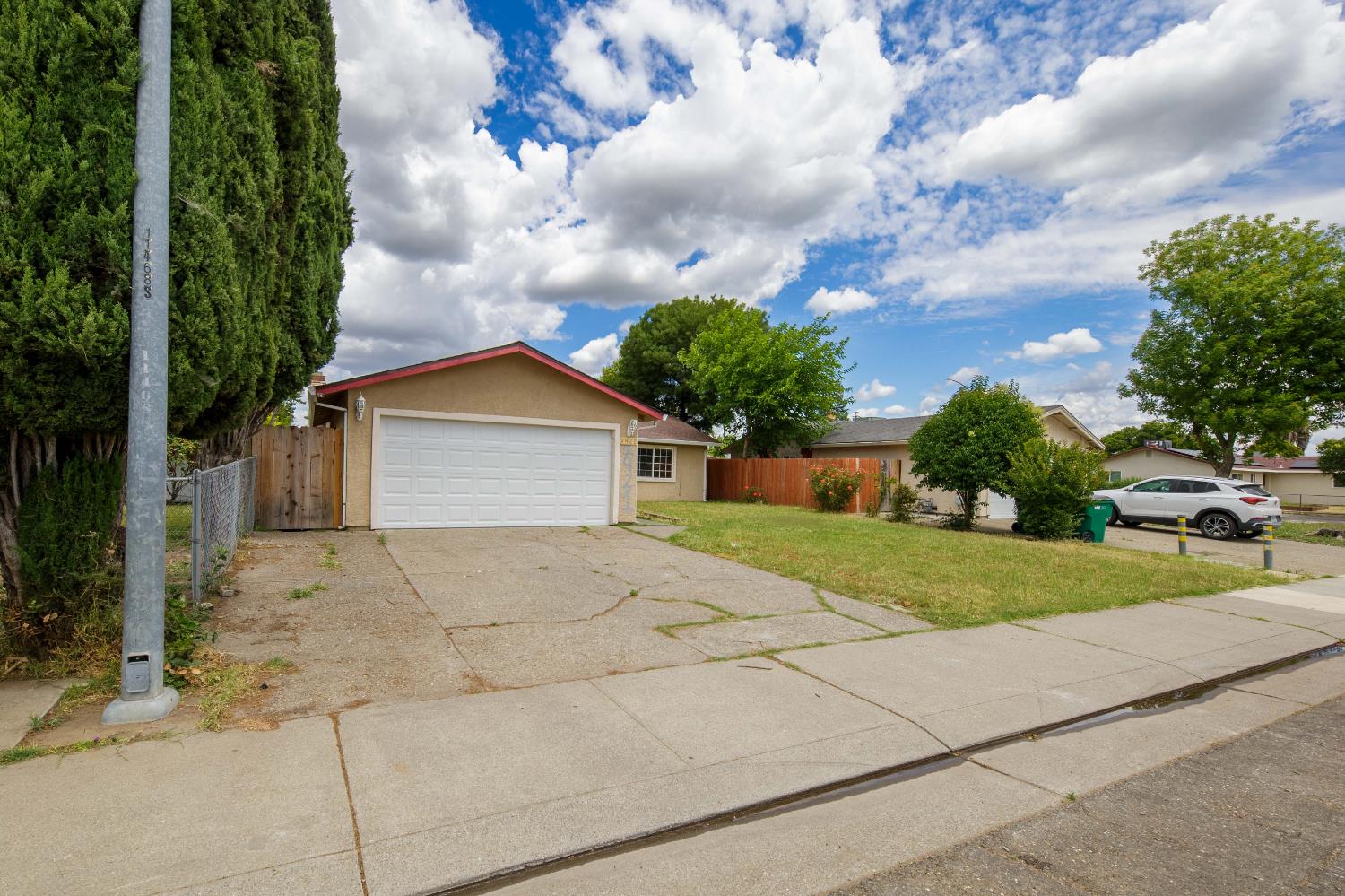 1921 Valmora Drive