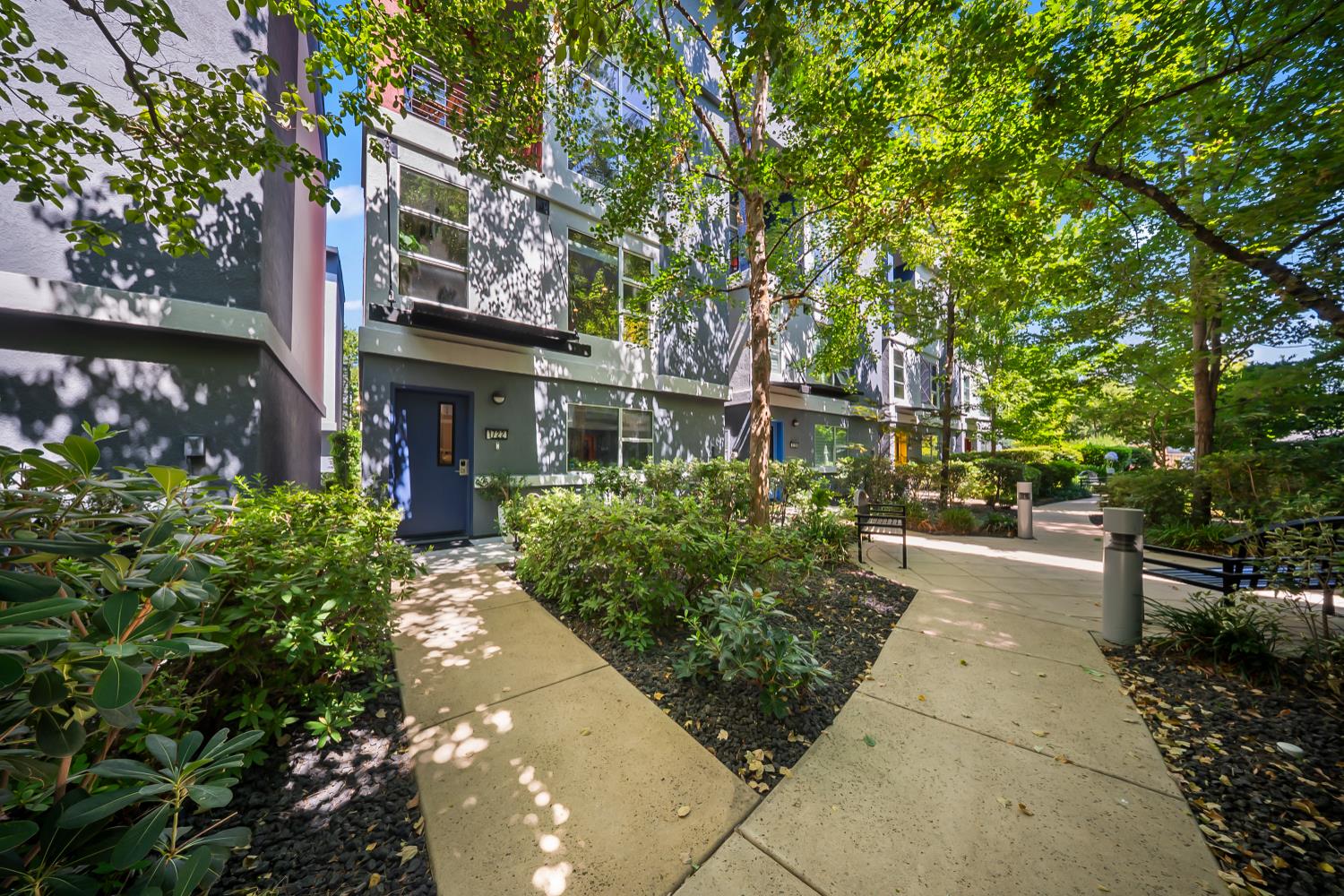1722 E Socap Walk