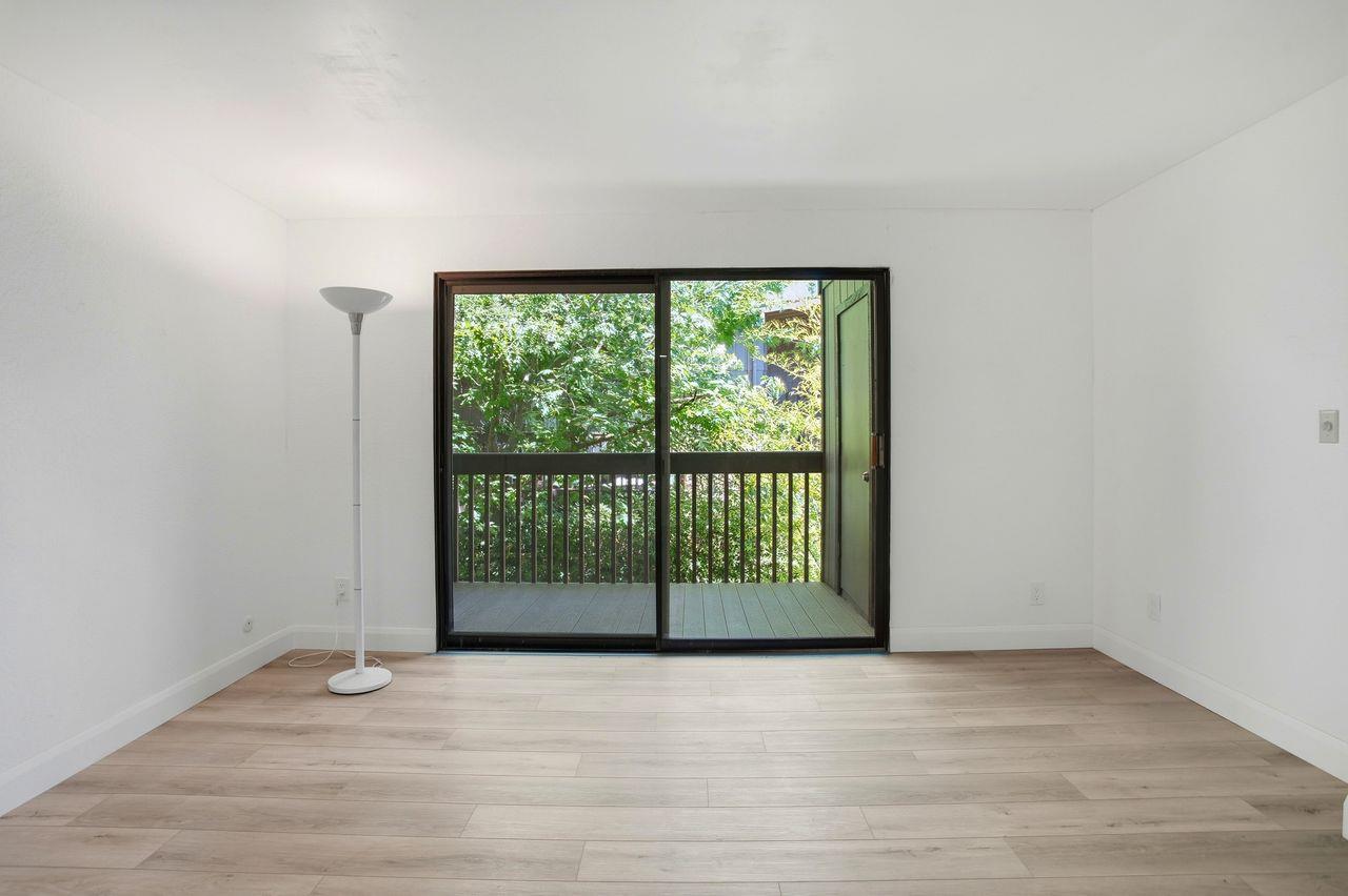 947 Fulton Avenue 522