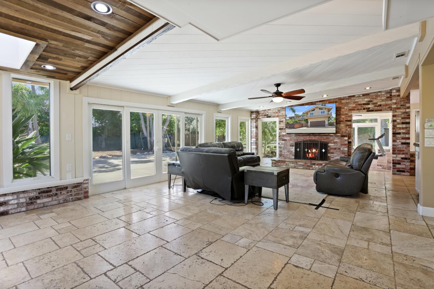 9935 Hazel Road