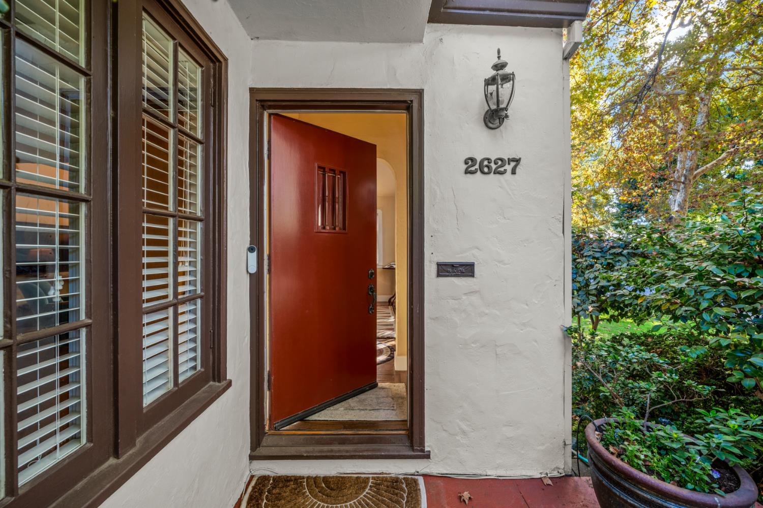 2627 Land Park Drive