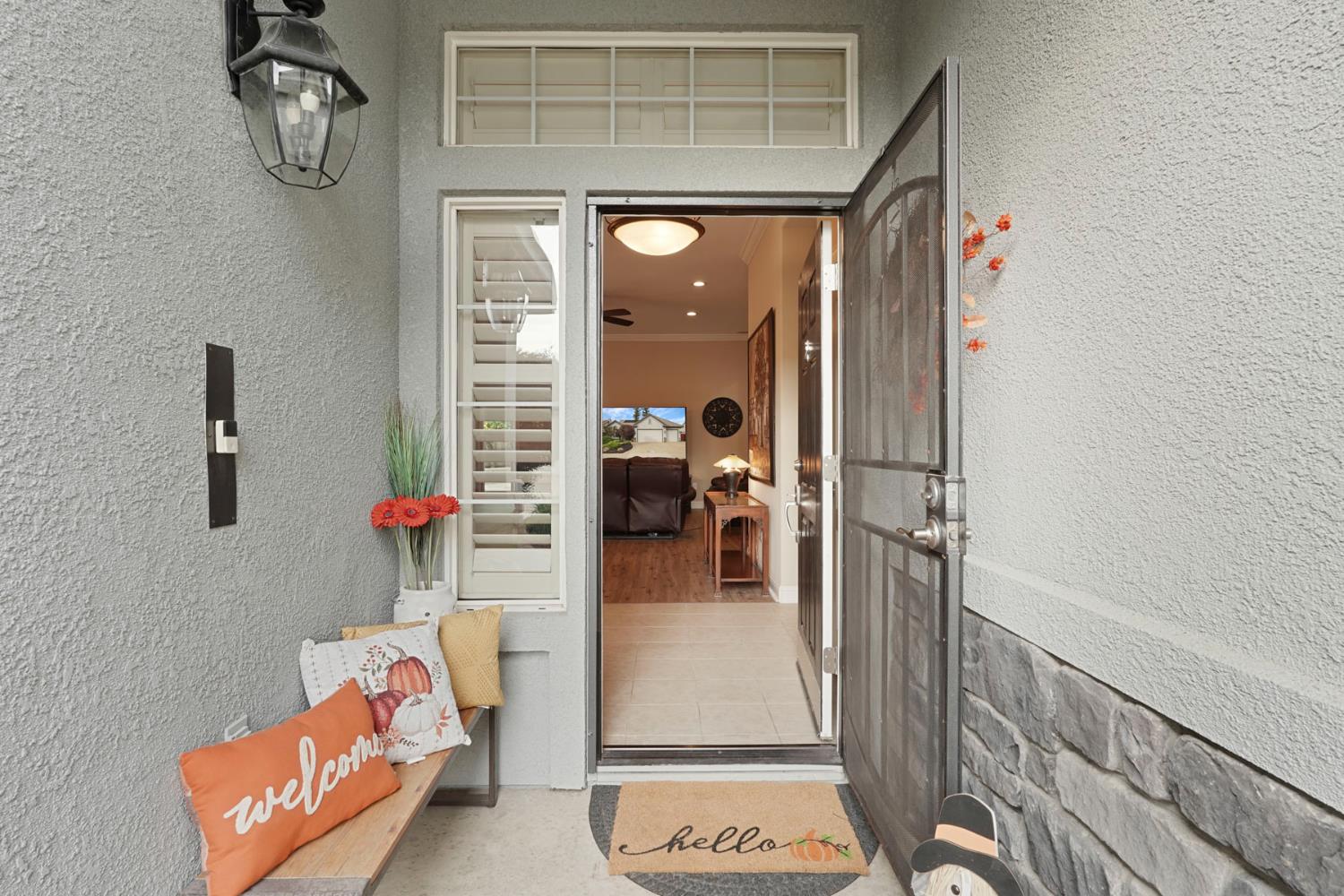 2937 Heritage Oak Way