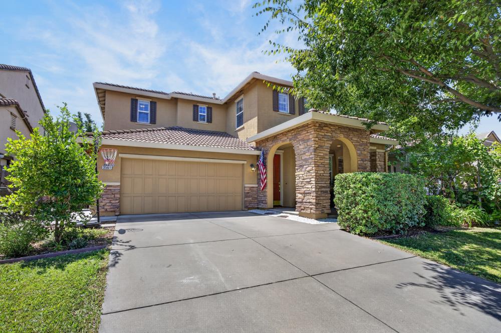 3561 N Maddiewood Circle