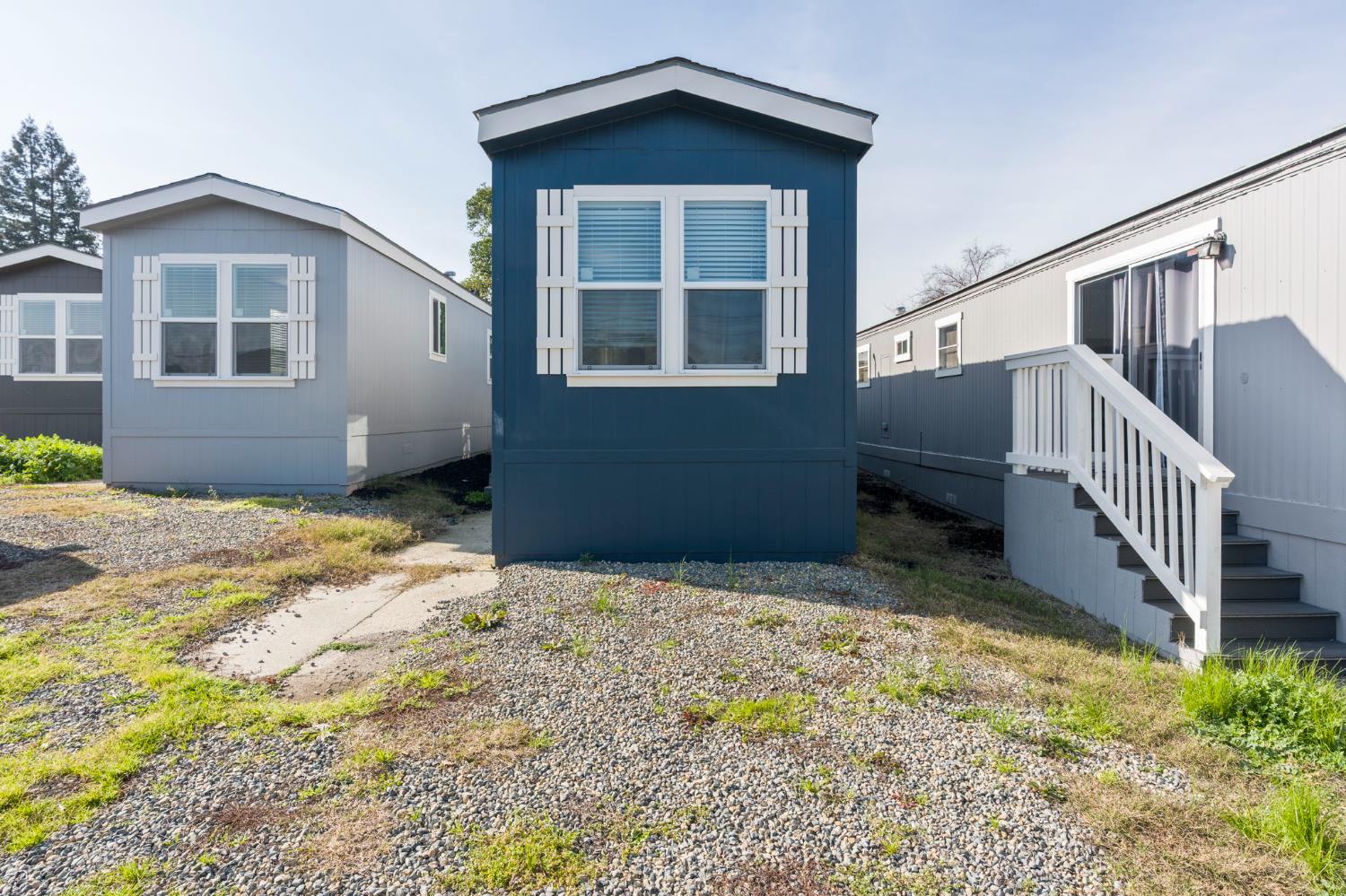 9340 Orangevale Avenue 27