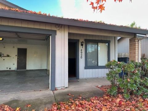 4920 Saddlerock Way Sacramento CA 95841