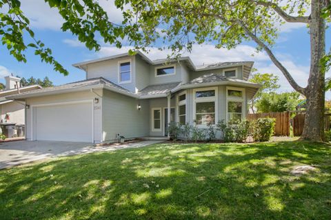 2348 Bryce Lane Davis CA 95616