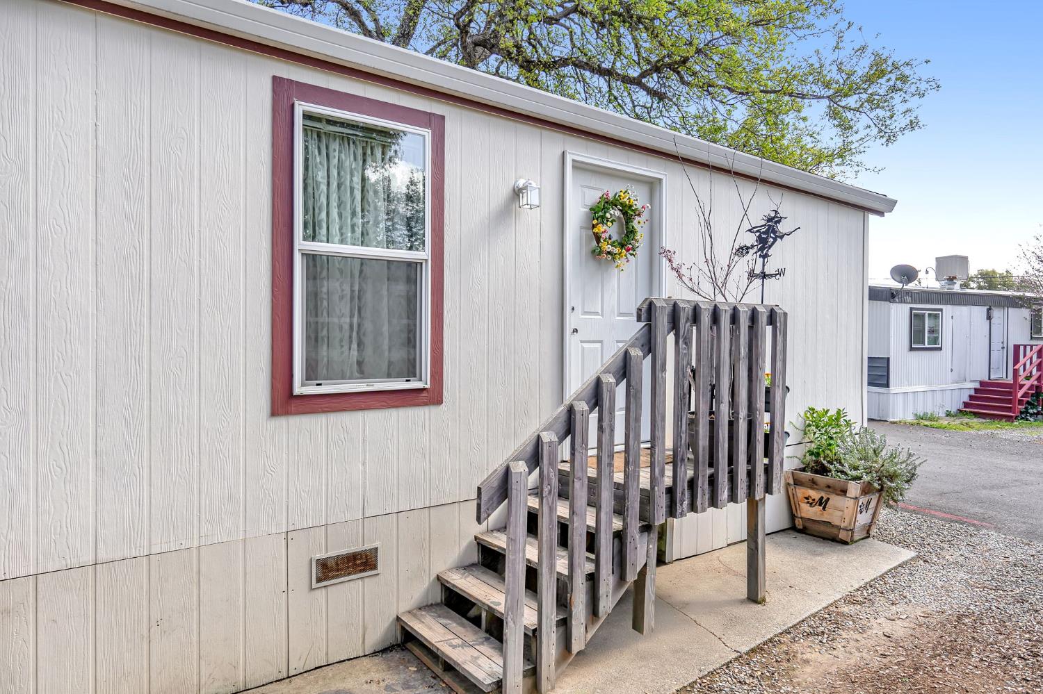 8880 Auburn Folsom Road 28