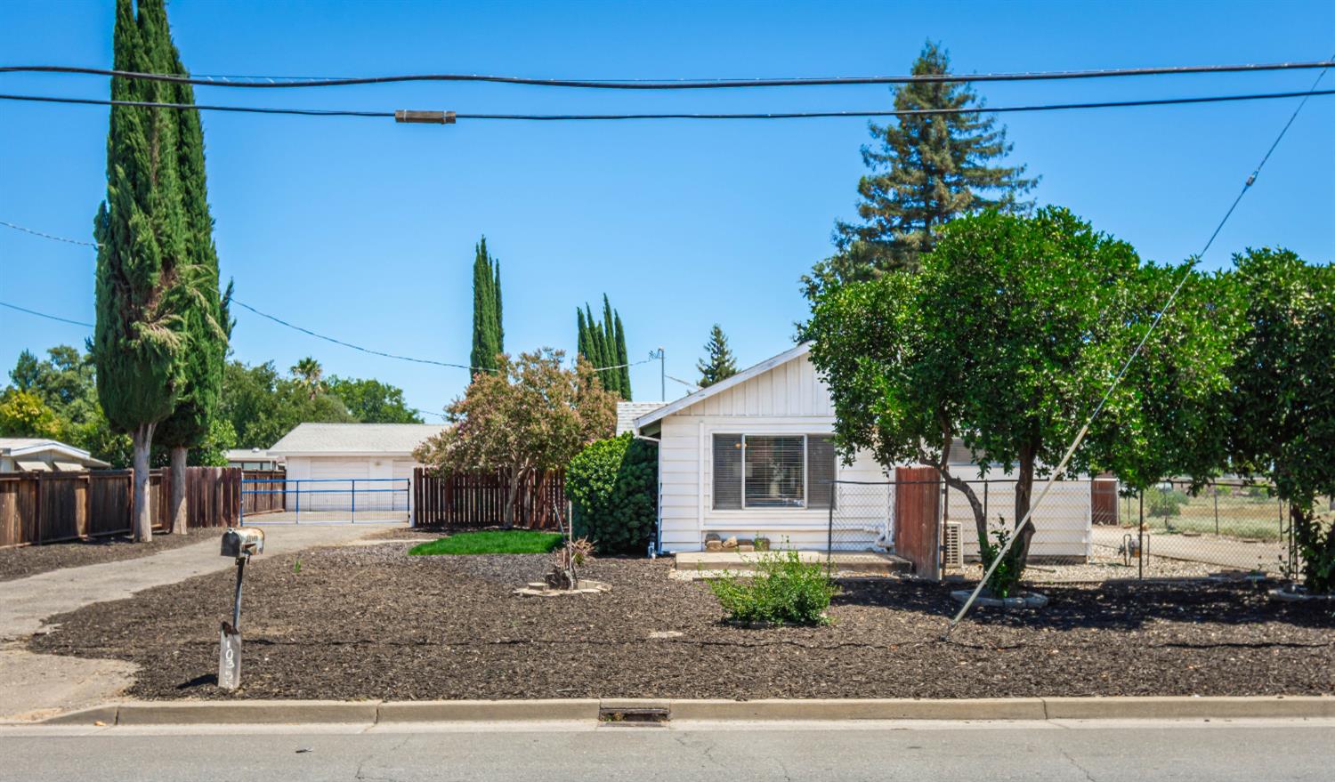 10355 Larkin Road
