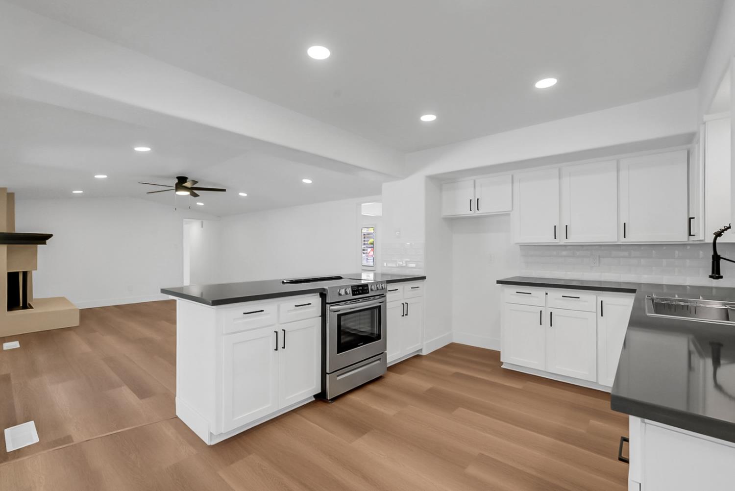 6908 Arrowwood Drive