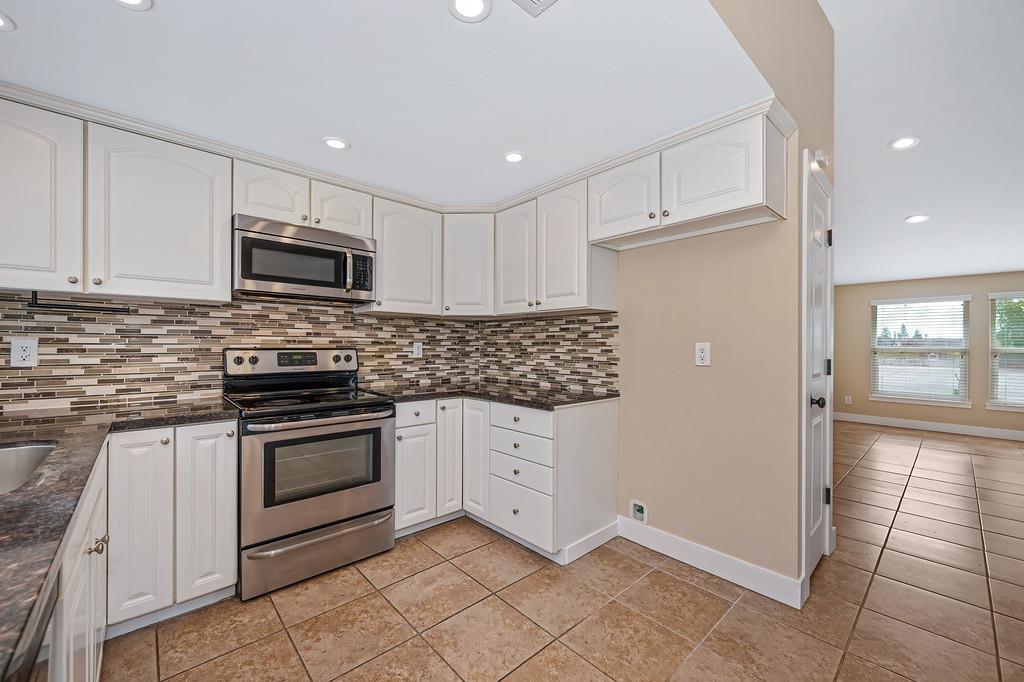 7361 Verdugo Way