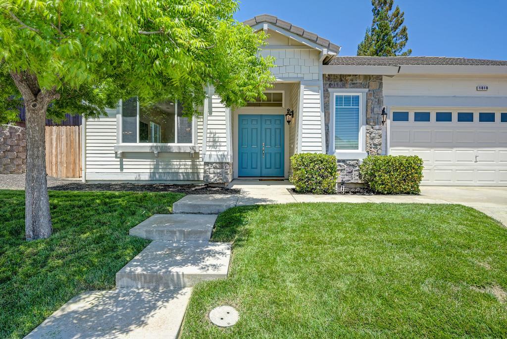 1010 Thompson Circle