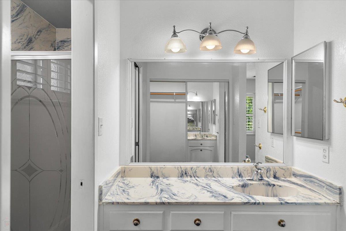 Modesto, California 95355, United States, 4 Bedrooms Bedrooms, ,3 BathroomsBathrooms,Residential,Active,164811