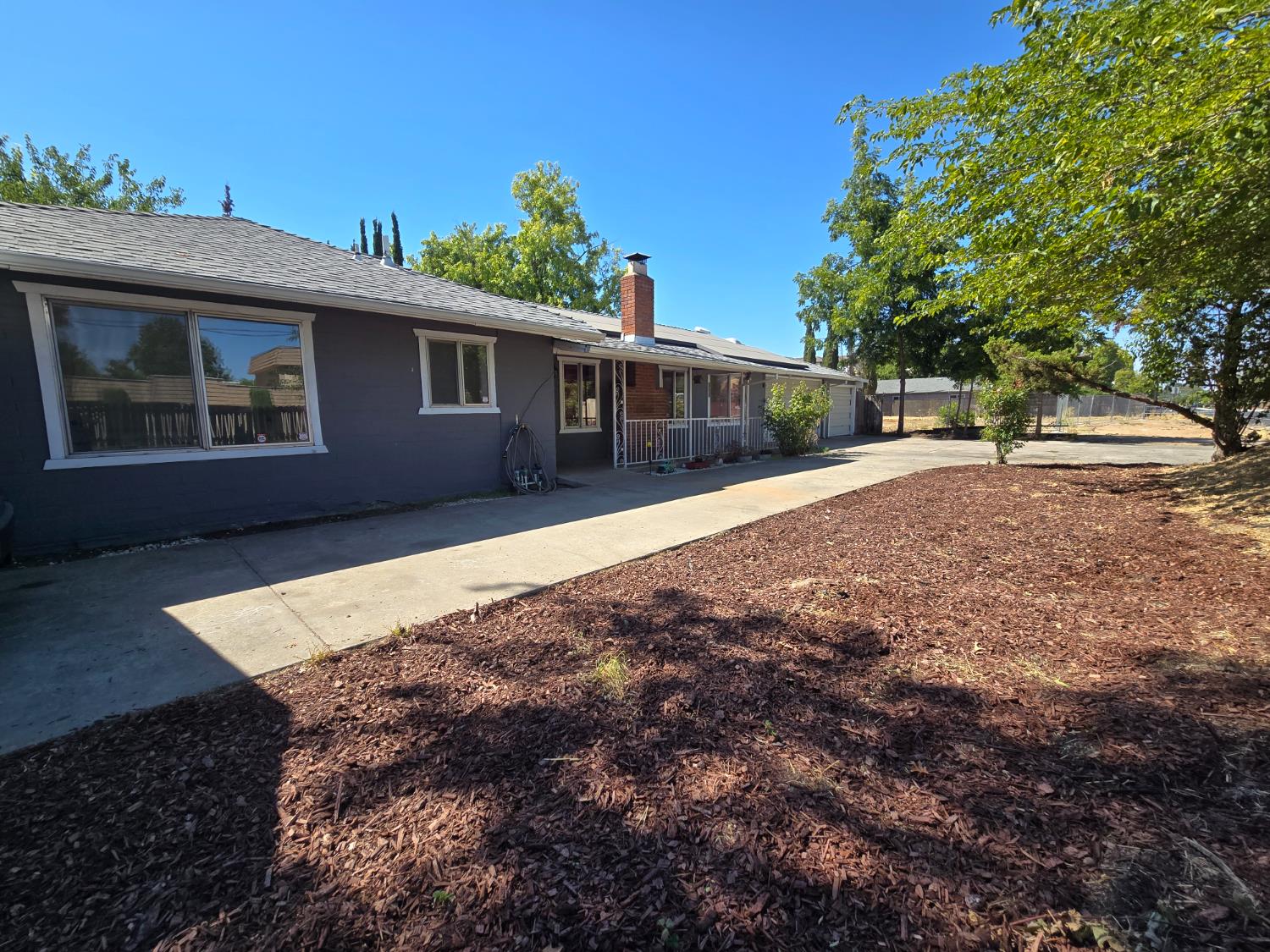 1821 Morse Avenue