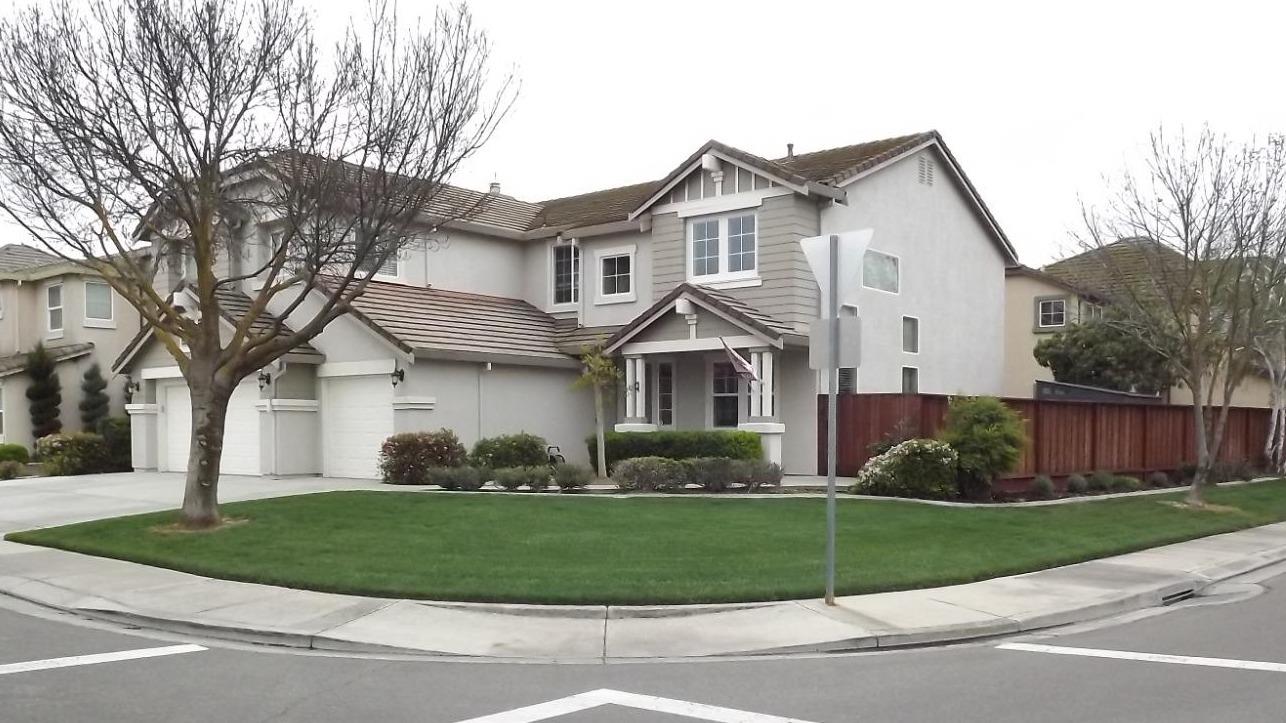 3400 Fallen Oak Drive