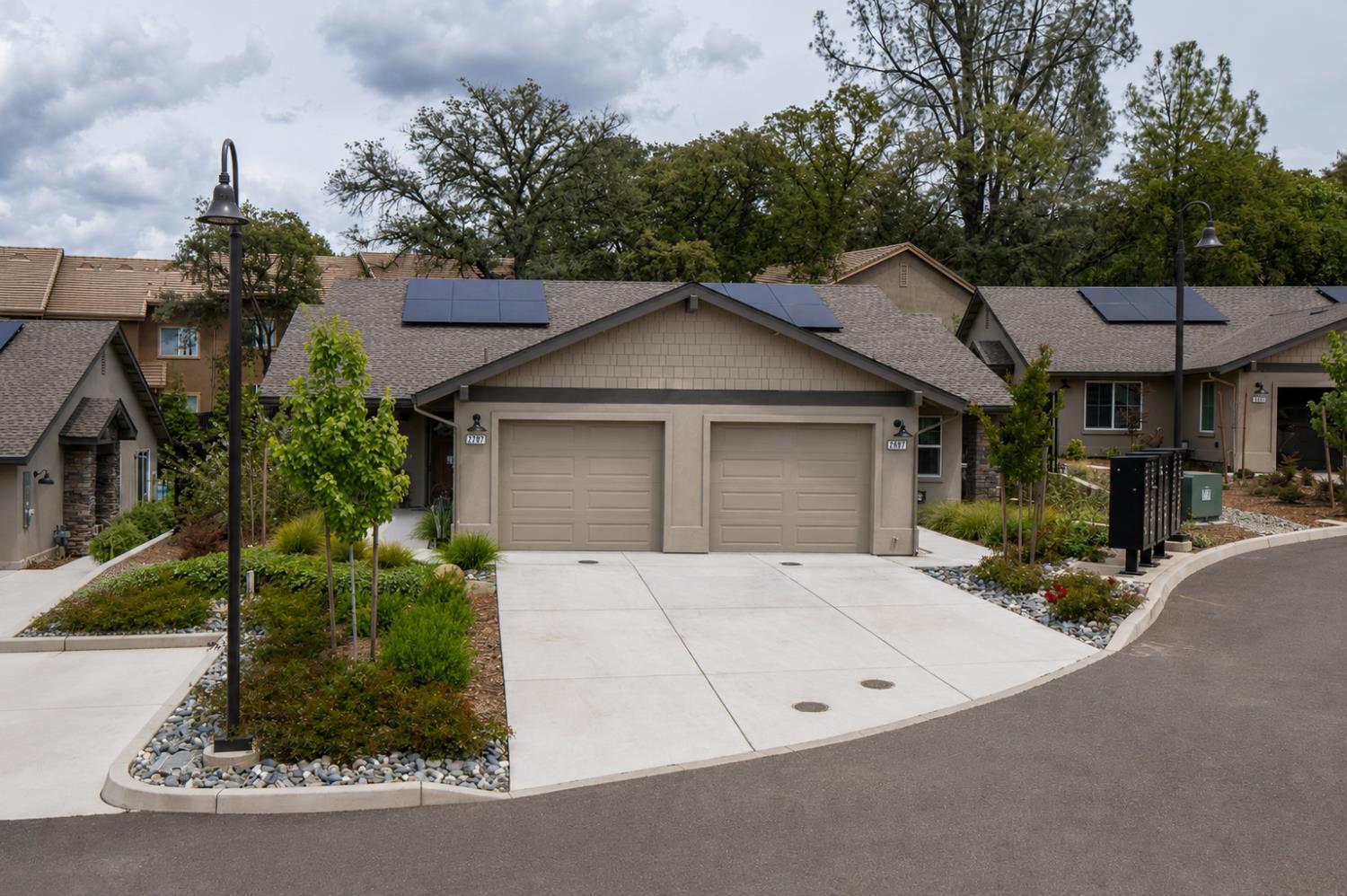 2647 Commons Place