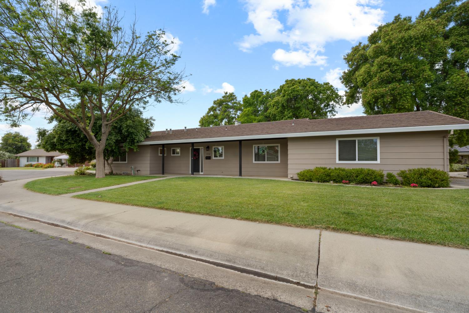 1732 Casa Nueva Street