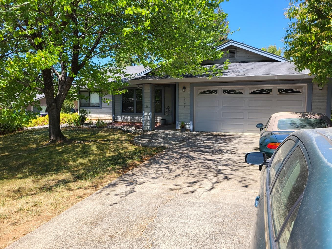 11464 Torrey Pines Drive