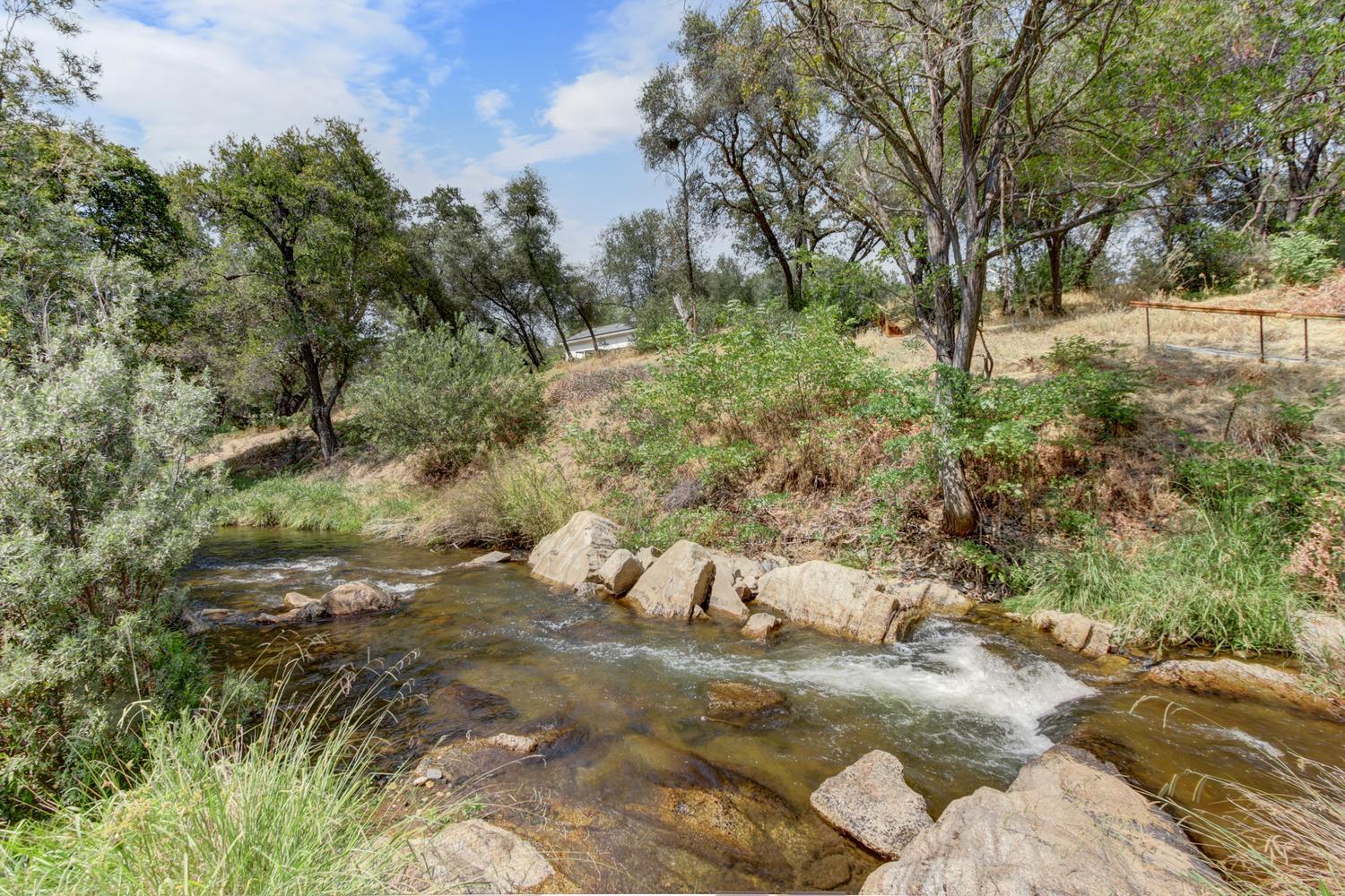 6885 Chaparral Lane
