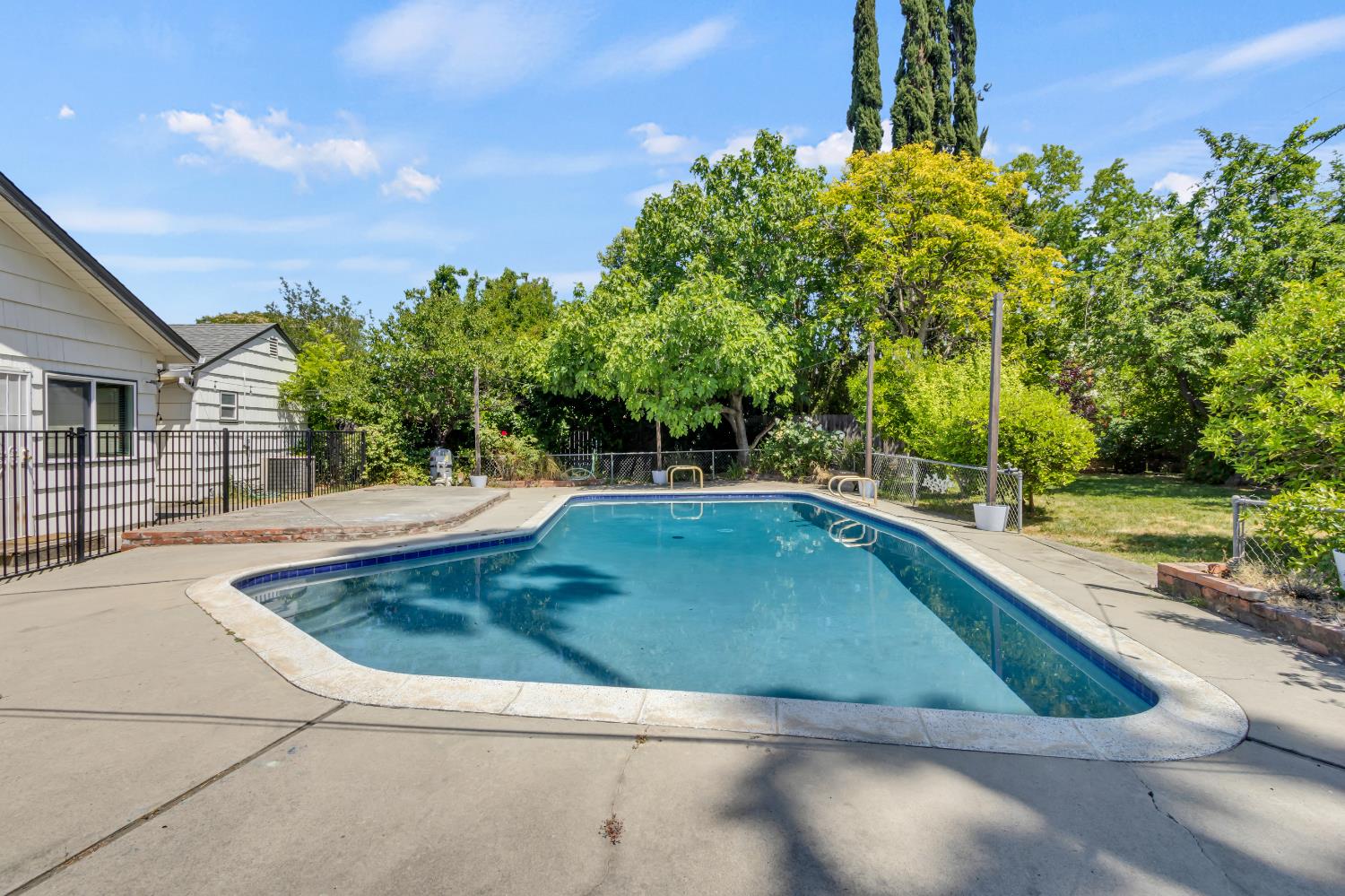 4609 Nottingham Circle