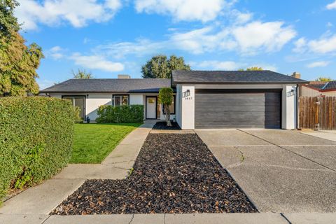 1017 Royal Oaks Dr Stockton CA 95209