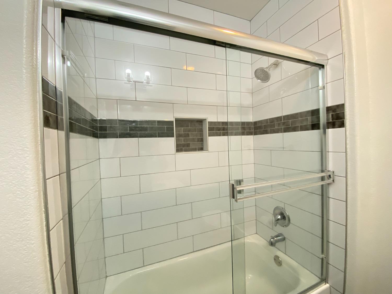 Sacramento, California 95835, United States, 3 Bedrooms Bedrooms, ,2 BathroomsBathrooms,Residential,Pending,87384