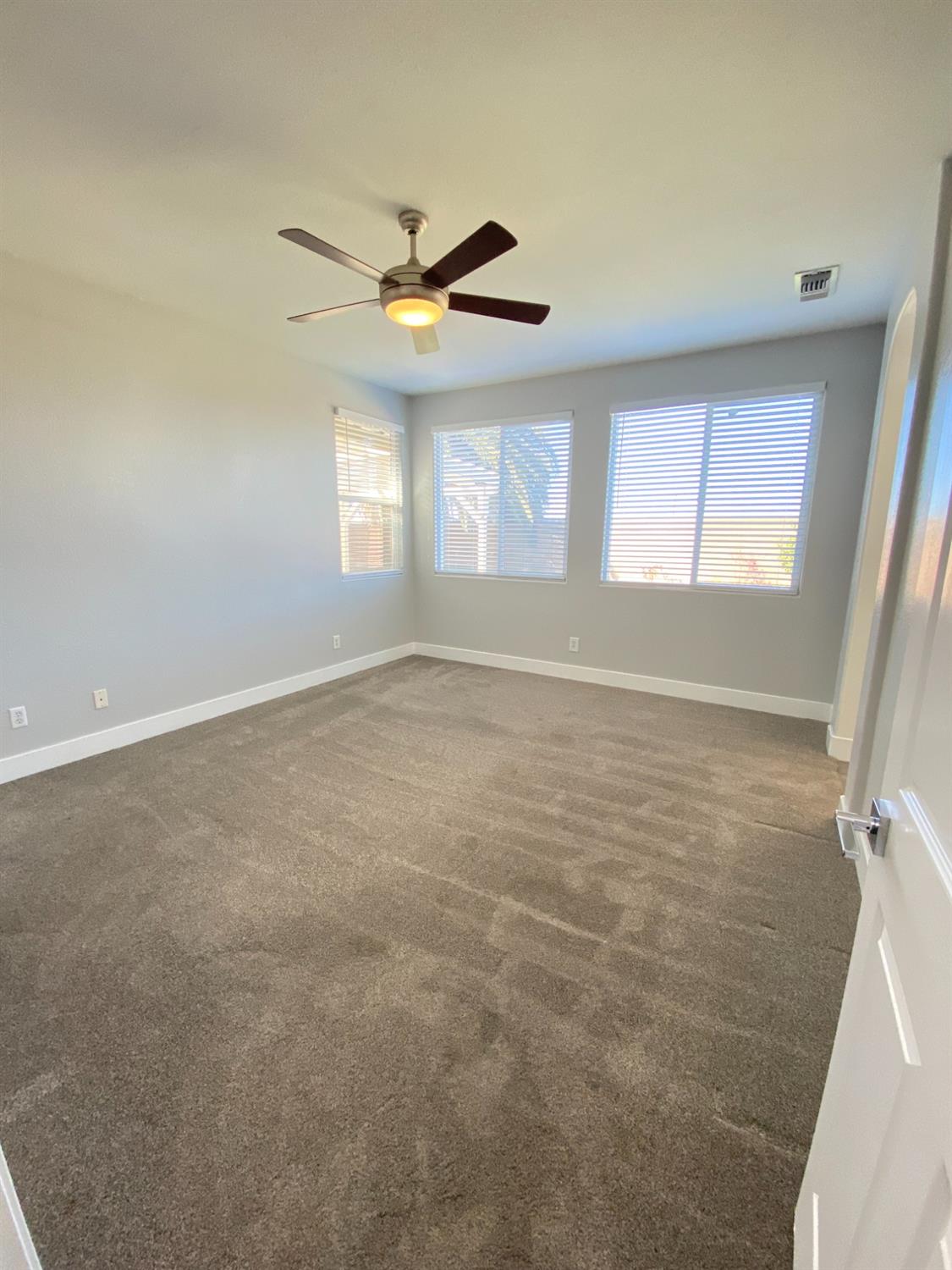 Sacramento, California 95835, United States, 3 Bedrooms Bedrooms, ,2 BathroomsBathrooms,Residential,Pending,87384