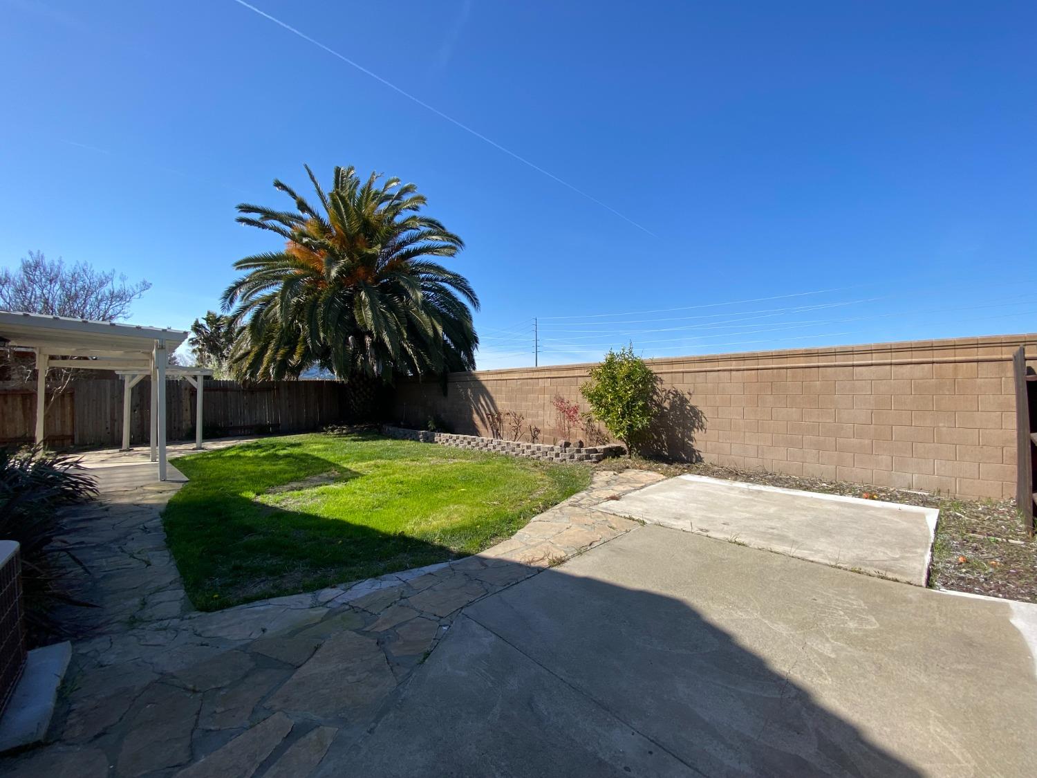 Sacramento, California 95835, United States, 3 Bedrooms Bedrooms, ,2 BathroomsBathrooms,Residential,Pending,87384