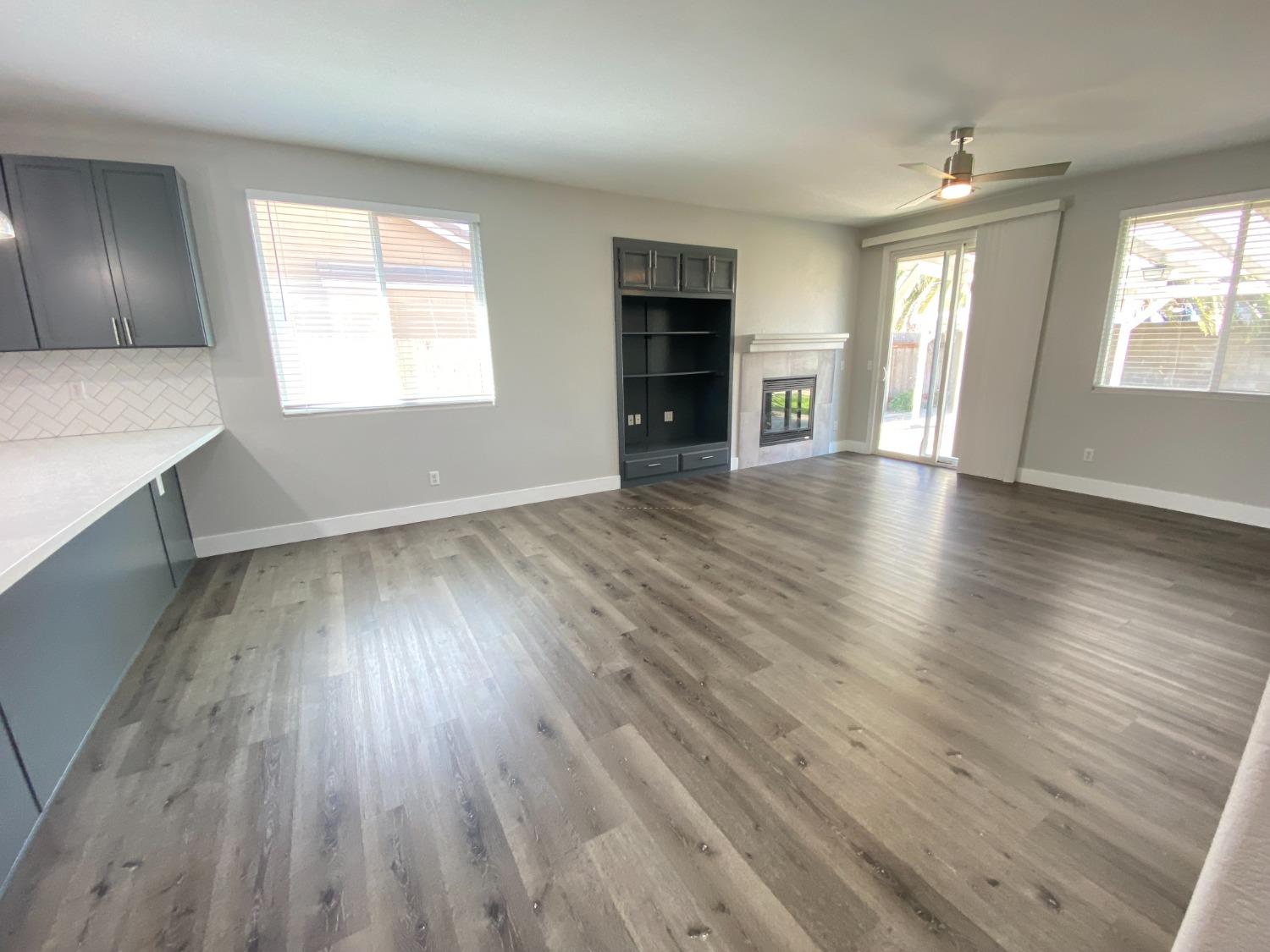 Sacramento, California 95835, United States, 3 Bedrooms Bedrooms, ,2 BathroomsBathrooms,Residential,Pending,87384