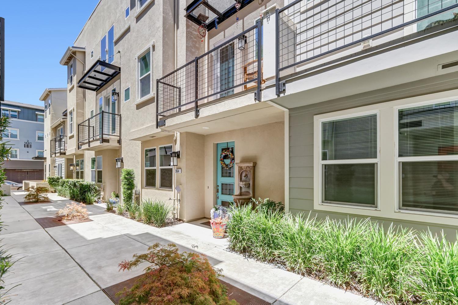 964 Legend Terrace