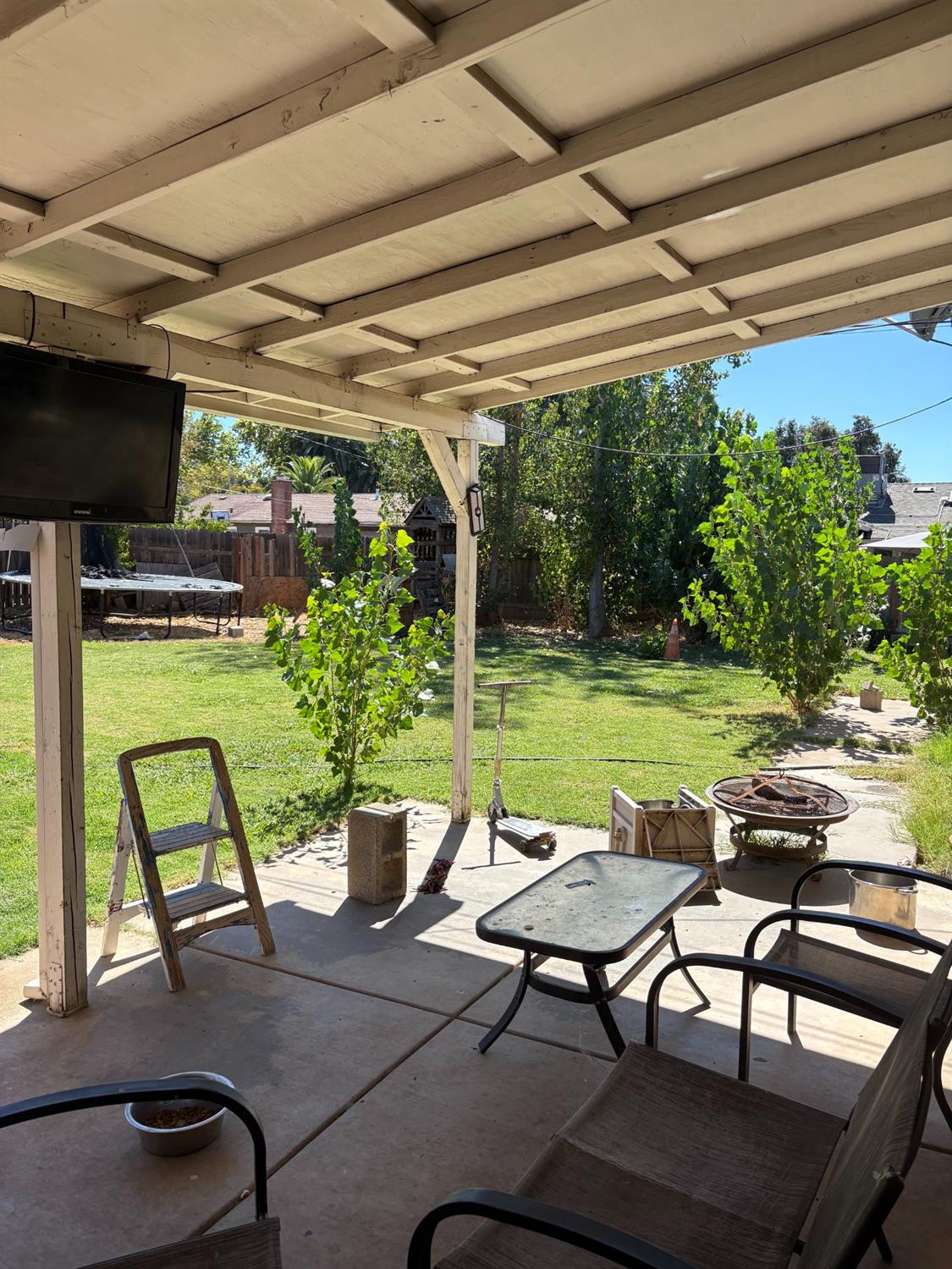 3136 Edison Avenue