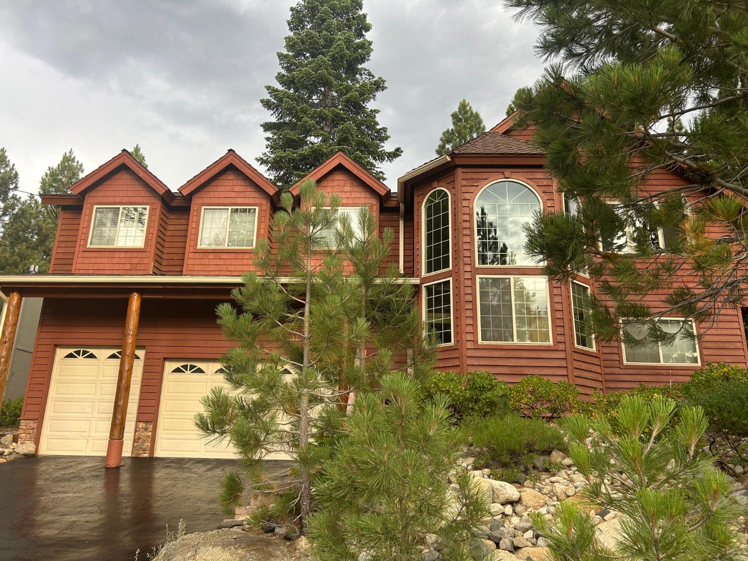 2127 Mewuk Drive