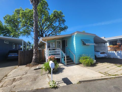 28 Hanover Street Citrus Heights CA 95621