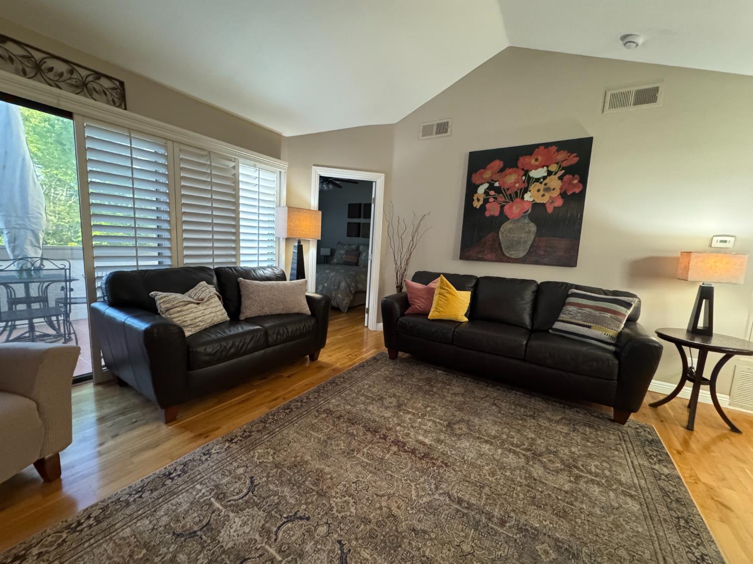 3684 Avocado Village Court 20